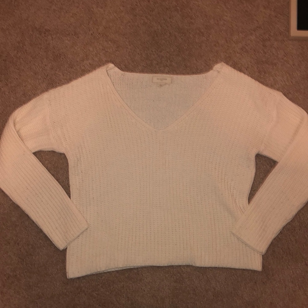 Cream knit v neck sweater